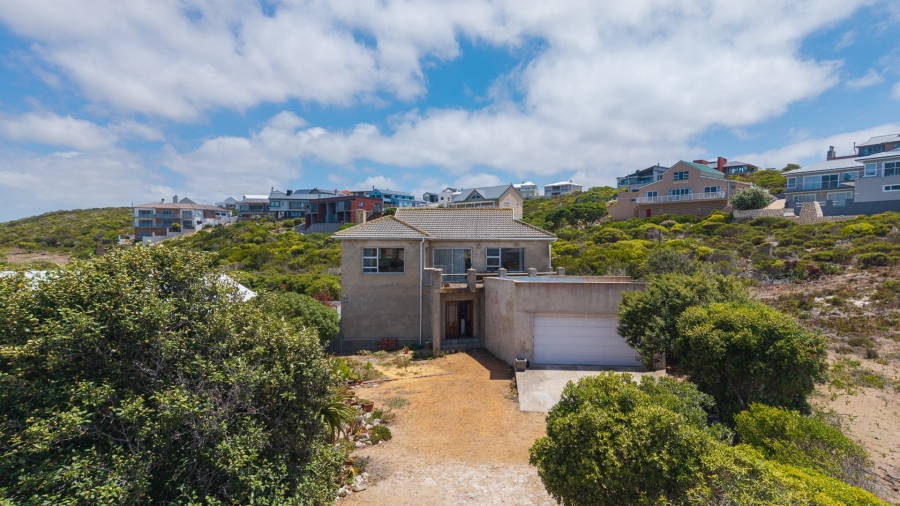 3 Bedroom Property for Sale in Struisbaai Western Cape